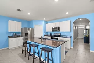 5247 Mahogany Dr, Mount Dora, FL 32757 - Photo 8