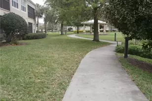 6462 Cantua Ln, Orlando, FL 32835 - Photo 24