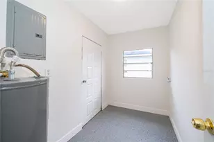 356 Fanfair Ave, Orlando, FL 32811 - Photo 20