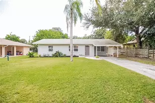 2026 Sandrala Dr, Sarasota, FL 34231 - Photo 2