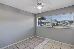 435 Gilman Cir, Orlando, FL 32811 - Photo 10