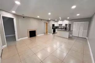 300 Lakepointe Dr, Altamonte Springs, FL 32701 - Photo 4