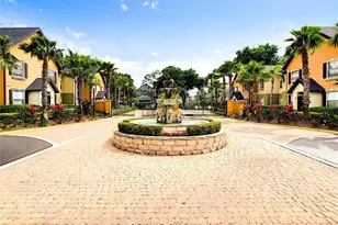 6025 Westgate Dr, Orlando, FL 32835 - Photo 2