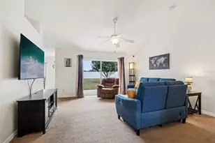 10118 Rockdale Dr, Leesburg, FL 34788 - Photo 4