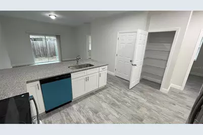 4949 Ives Avenue #B, De Leon Springs, FL 32130 - Photo 6