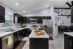 10339 Castillo Ct, Clermont, FL 34711 - Photo 4