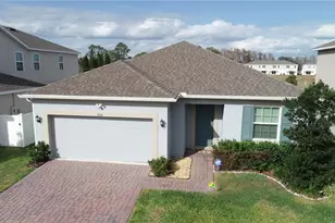 1608 Sky Lks Dr, Saint Cloud, FL 34769 - Photo 2