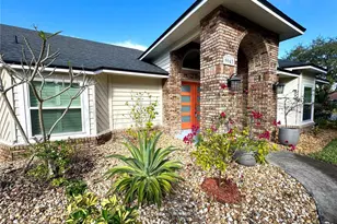 9943 Bay Vista Estates Blvd, Orlando, FL 32836 - Photo 2