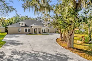 705 Lenox Pl, Kissimmee, FL 34758 - Photo 2