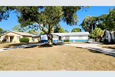 2577 Granada Circle W, Saint Petersburg, FL 33712 - Photo 1