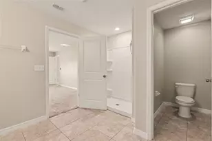327 Cascade Bend Dr, Ruskin, FL 33570 - Photo 12