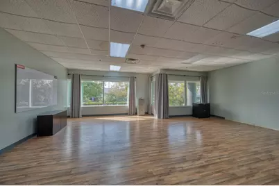 7575 Kingspointe Parkway, Orlando, FL 32819 - Photo 8