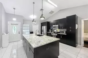 9966 Kendal Dr, Orlando, FL 32817 - Photo 14