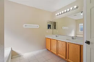 739 Sterling Spring Rd, Orlando, FL 32828 - Photo 10