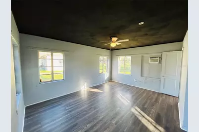 8010 SE US Highway 301 #4A, Hawthorne, FL 32640 - Photo 2