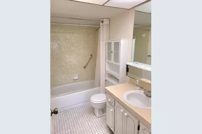 9861 Sunrise Lakes  Blvd Sunrise Lakes Boulevard #310, Sunrise, FL 33322 - Photo 16