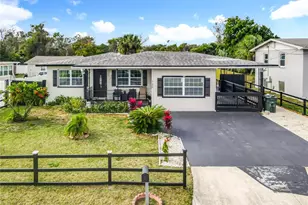 748 White St, Daytona Beach, FL 32114 - Photo 2