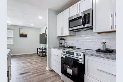 748 White Street, Daytona Beach, FL 32114 - Photo 12