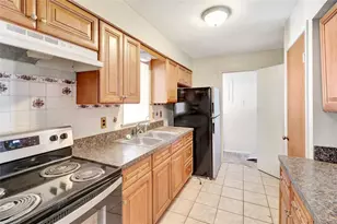 1021 Hollywood Ave, Eustis, FL 32726 - Photo 14
