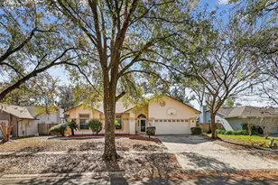 3236 Paisley Cir, Orlando, FL 32817 - Photo 1