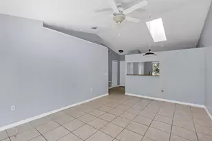 3701 Spring Land Dr, Orlando, FL 32818 - Photo 2