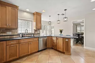 310 White Oak Cir, Maitland, FL 32751 - Photo 10