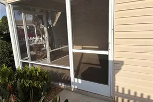 675 Kendall Ct, The Villages, FL 32162 - Photo 4