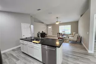 270 W Goldcoast Pl, Dunnellon, FL 34434 - Photo 8