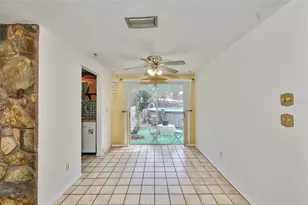 10823 106th St, Largo, FL 33773 - Photo 6