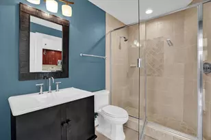 101 S Eola Dr, Orlando, FL 32801 - Photo 16