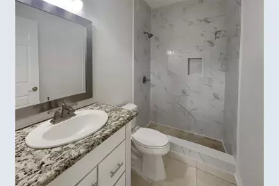 18105 Regents Square Drive, Tampa, FL 33647 - Photo 20