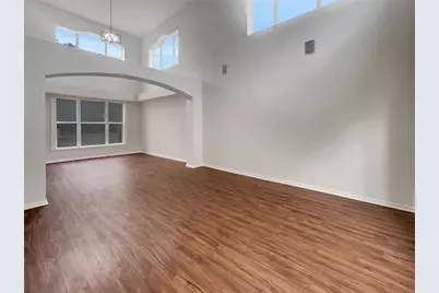 18105 Regents Square Drive, Tampa, FL 33647 - Photo 10