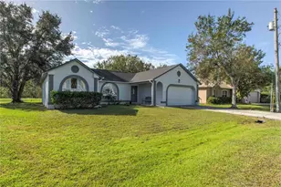 762 Toulon Dr, Kissimmee, FL 34759 - Photo 2