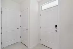 802 Ambleside Dr, Haines City, FL 33844 - Photo 2