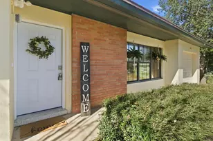 1411 Crest Dr, Titusville, FL 32780 - Photo 4