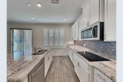 8931 Lookout Pointe Drive, Windermere, FL 34786 - Photo 6