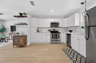 1825 Banyan St, Orange City, FL 32763 - Photo 12