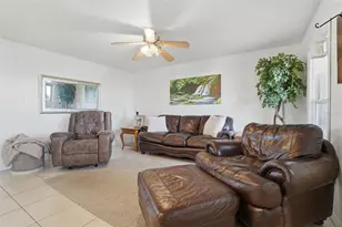 31800 Orange St, Sorrento, FL 32776 - Photo 8