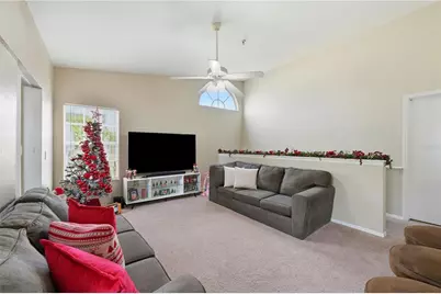 1613 Columbia Arms Circle #243, Kissimmee, FL 34741 - Photo 4