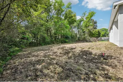 536 E Beresford Avenue, Deland, FL 32724 - Photo 16