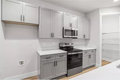 536 E Beresford Avenue, Deland, FL 32724 - Photo 10