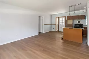 3503 S Crystal Lake Dr, Orlando, FL 32806 - Photo 10