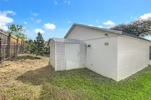 1715 Pointe Ridge Ct, Orlando, FL 32808 - Photo 44