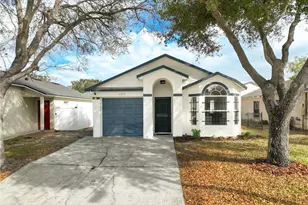 1715 Pointe Ridge Ct, Orlando, FL 32808 - Photo 2