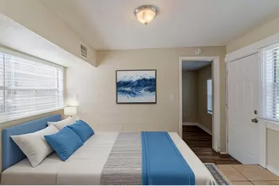 1524 13th Avenue S, Saint Petersburg, FL 33705 - Photo 6