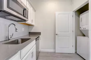 2321 Crescent Moon St, Kissimmee, FL 34746 - Photo 18