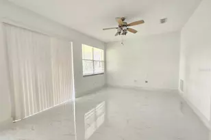 2718 Lucas Lakes Ln, Kissimmee, FL 34744 - Photo 8