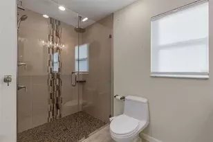 3545 Oak Grove Dr, Sarasota, FL 34243 - Photo 44