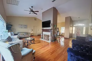 1052 Laura St, Casselberry, FL 32707 - Photo 4