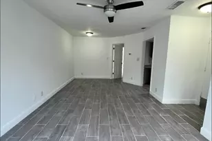 2526 Lemon Tree Ln, Orlando, FL 32839 - Photo 2